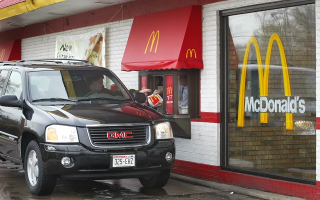 McDonald’s Employee Apparently Quits With Drive-thru ‘I Hate This Job’ Sign