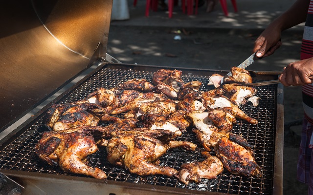 <h1 class="tribe-events-single-event-title">Annual Clear Lake Lions Club Chicken BBQ 🐔</h1>
